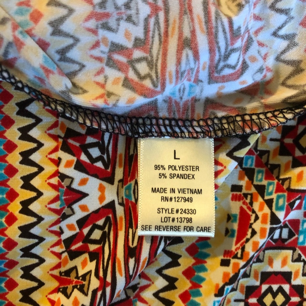 Beautiful/Colorful/Comfortable Dress - Picture 4 of 5